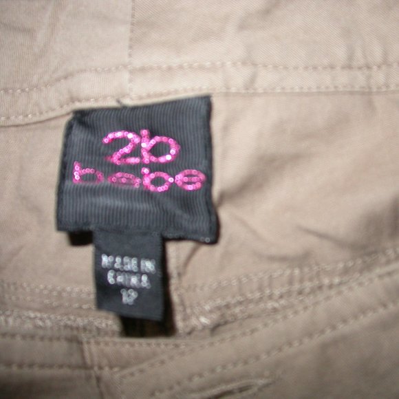 Light Tan Shorts - Picture 5 of 7